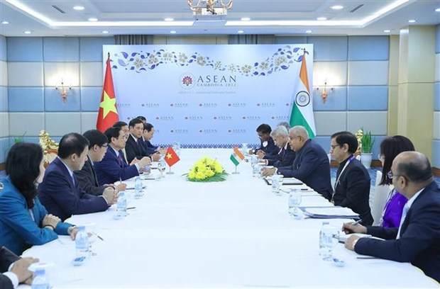 Premier vietnamita se entrevista con vicepresidente de la India hinh anh 1