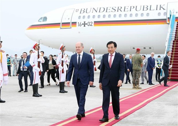Canciller aleman inicia visita oficial a Vietnam hinh anh 1