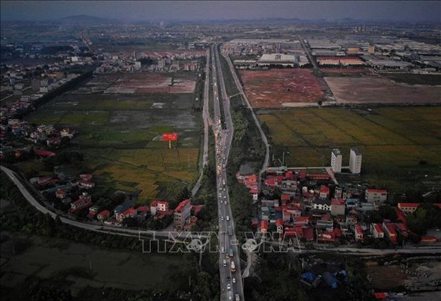 Provincia vietnamita de Bac Giang por abordar dificultades de proyectos de inversion hinh anh 2