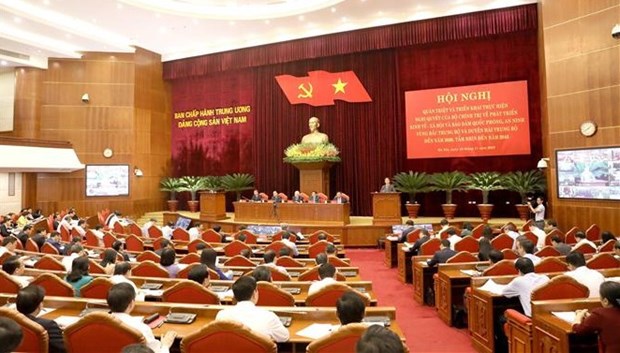 Costa central de Vietnam se dirige a un desarrollo sostenible y dinamico hinh anh 2
