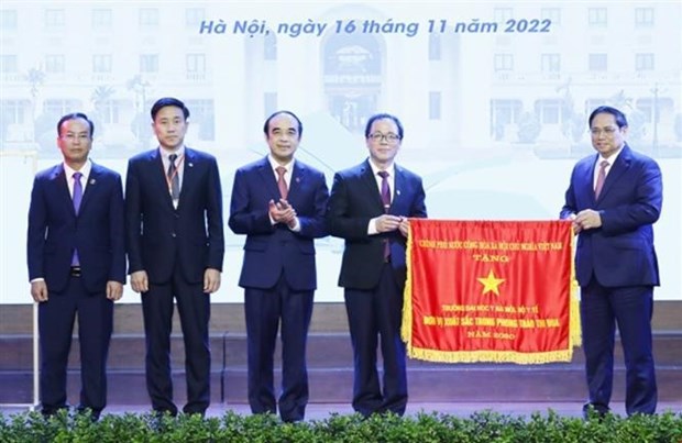Universidad de Medicina de Hanoi, hermoso simbolo en cuidado de salud publica hinh anh 3