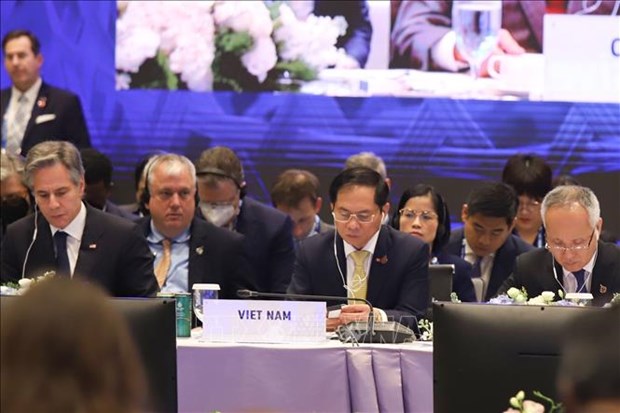 Vietnam llama a reforzar resiliencia y competitividad de economias de APEC hinh anh 1