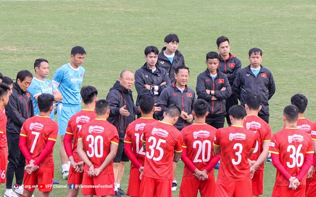 Anuncian lista de jugadores vietnamitas convocados a Copa AFF Mitsubishi Electric 2022 hinh anh 1
