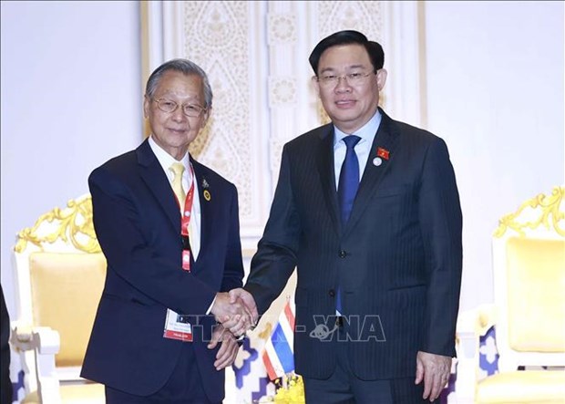 Presidente parlamentario de Vietnam se reune con su homologo tailandes en Phnom Penh hinh anh 1