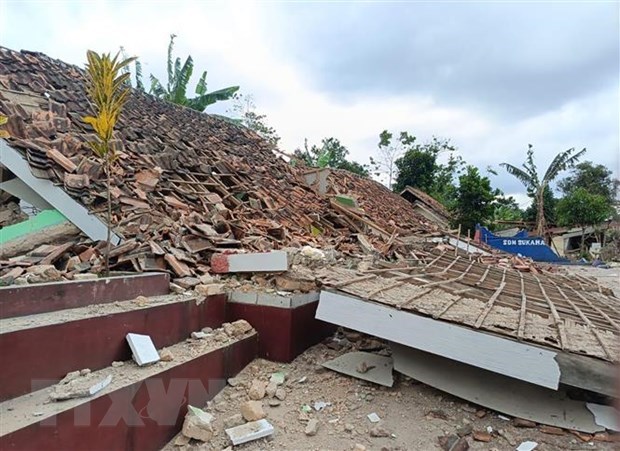Vietnam expresa condolencias a Indonesia por terremoto en Java hinh anh 1