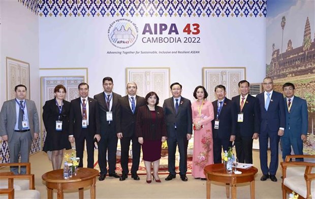 Presidente parlamentario vietnamita se reune con sus homologos de otros paises hinh anh 3
