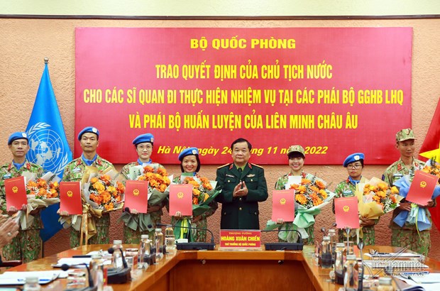 Vietnam envia mas oficiales a misiones de paz de la ONU hinh anh 1