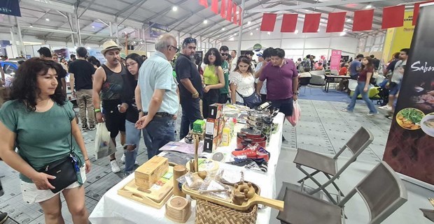 Empresas vietnamitas asisten a Feria Internacional de Santiago hinh anh 1