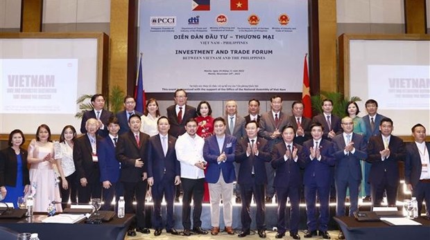 Titular del Parlamento vietnamita asiste al Foro de Inversion y Comercio Vietnam-Filipinas hinh anh 1