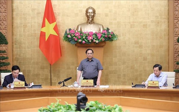 Premier vietnamita preside reunion gubernamental sobre elaboracion de leyes hinh anh 1