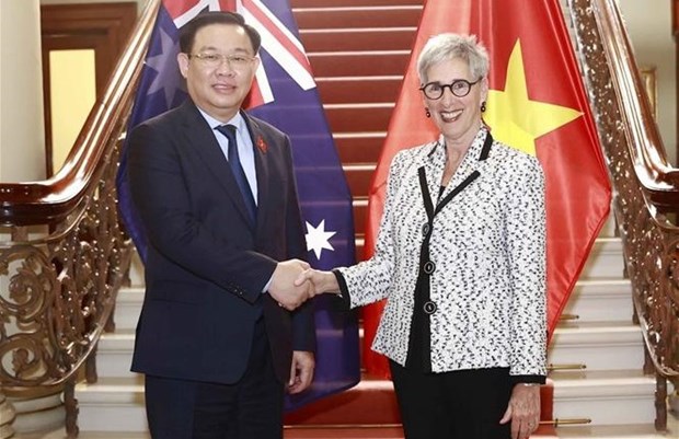 Presidente parlamentario vietnamita continua su programa de actividades en Australia hinh anh 1