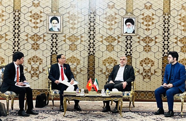 Vietnam busca fomentar cooperacion legislativa con Iran hinh anh 1