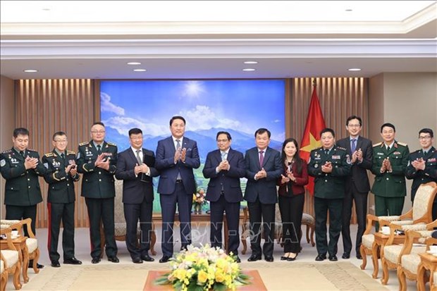 Vietnam y Mongolia robustecen cooperacion en defensa hinh anh 1