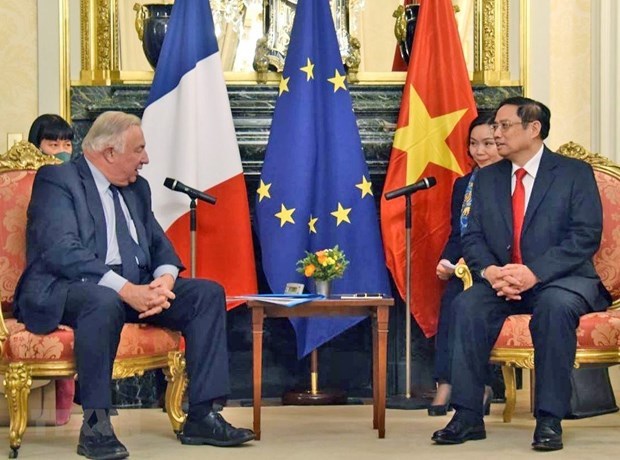 Visita de presidente del Senado de Francia a Vietnam impulsa nexos bilaterales hinh anh 2