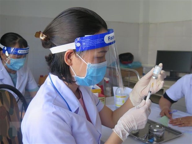 Registran en Vietnam casi 500 nuevos casos de COVID-19 hinh anh 1