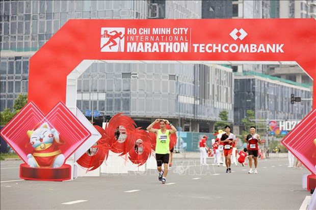 Concluye Maraton Internacional de Ciudad Ho Chi Minh hinh anh 1