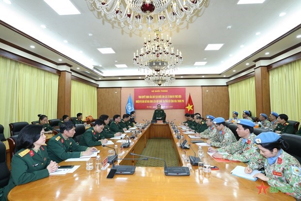 Vietnam envia cuatro cascos azules vietnamitas a la Republica Centroafricana hinh anh 1