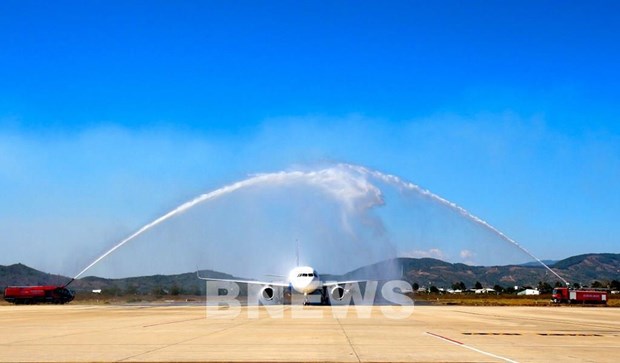 Vietravel Airlines inaugura su primera ruta internacional hinh anh 1
