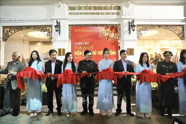 Celebran en Hanoi exposicion sobre triunfo “Dien Bien Phu en el aire” hinh anh 3