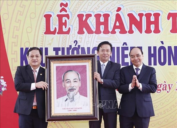Presidente asiste a inauguracion de sitio conmemorativo en Quang Nam hinh anh 1