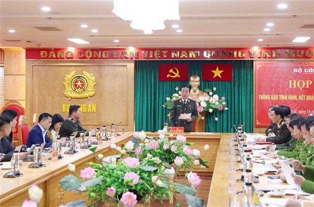 Ministerio de Seguridad Publica de Vietnam revisa trabajos de 2022 hinh anh 1