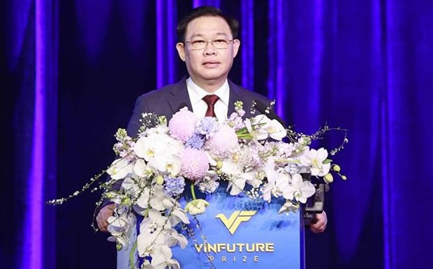 Efectuan ceremonia de entrega de premio global VinFuture en Hanoi hinh anh 1