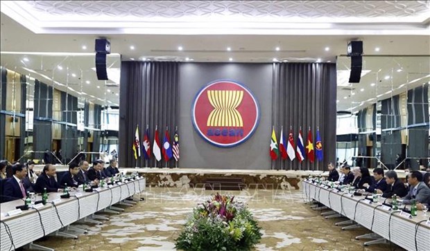 Vietnam concede especial importancia a relaciones con ASEAN hinh anh 2