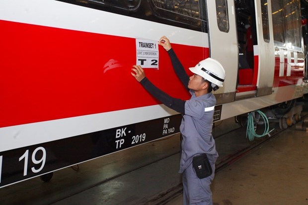 Transporte ferroviario ligero del Gran Yakarta estara operativo a mediados de 2023 hinh anh 1