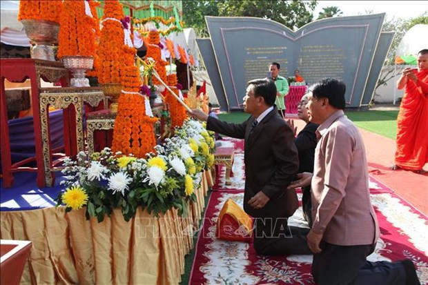 Rinden homenaje a martires de alianza de combate Laos-Vietnam hinh anh 1