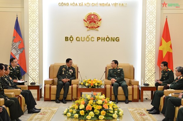 Ministro de Defensa de Vietnam recibe a secretario general de la Asociacion de Veteranos de Guerra de Camboya hinh anh 1