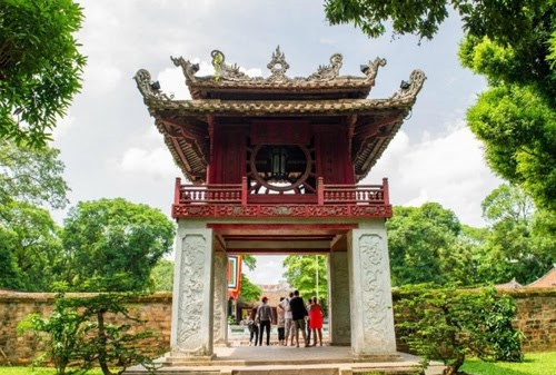 Hanoi recibe a 208 mil turistas en ocasion del Ano Nuevo hinh anh 2