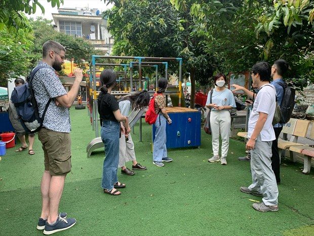 Arquitecto Lucas Conan - un renovador entusiasta de parques infantiles en Hanoi hinh anh 2