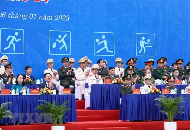 Presidente del Parlamento vietnamita asiste a Festival deportivo de Guardia de Policia Popular hinh anh 1