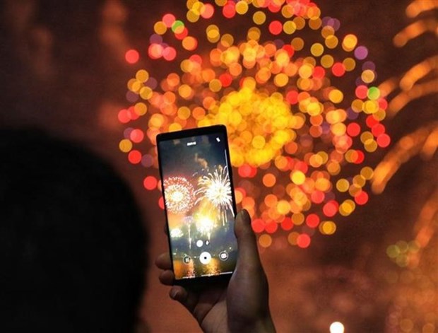 Hanoi dara la bienvenida al Ano Nuevo Lunar 2023 con fuegos artificiales hinh anh 1