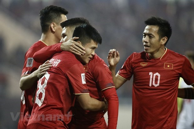 Vietnam e Indonesia jugaran hoy intenso partido de futbol hinh anh 1