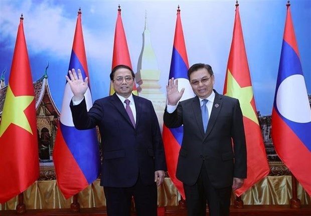 Vietnam y Laos atesoran a consolidar la gran amistad y cooperacion integral bilateral hinh anh 1