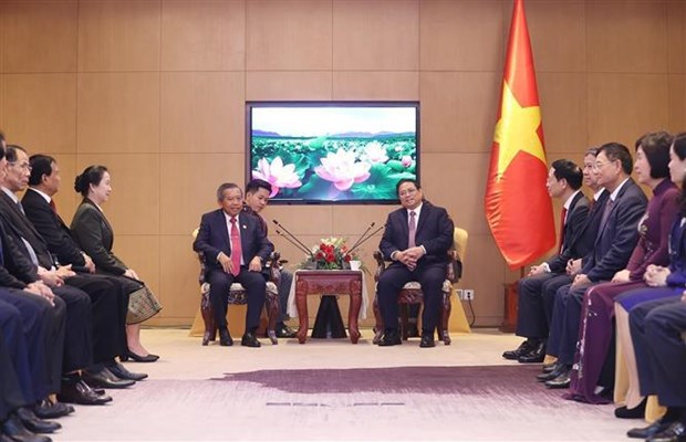 Premier recibe al presidente de Asociacion de Amistad de Laos - Vietnam hinh anh 1