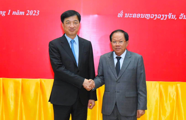 Fuerzas de seguridad publica de Vietnam y Laos profundizan lazos bilaterales hinh anh 1