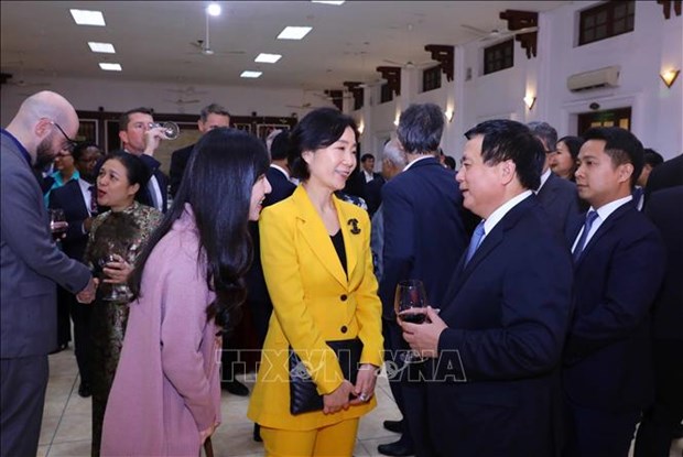 Academia vietnamita intensifica cooperacion internacional en formacion e investigacion hinh anh 1