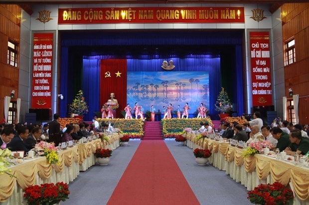 Funcionarios de Camboya felicitan a provincia vietnamita por el Tet hinh anh 1