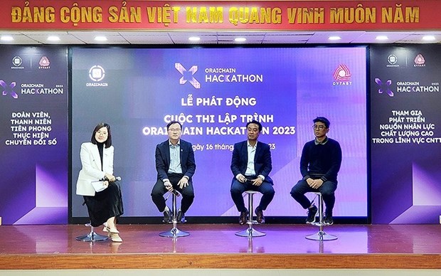 Lanzan en Hanoi concurso de programacion para jovenes vietnamitas hinh anh 1