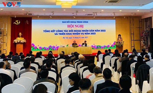 Vietnam promueve la diplomacia popular hinh anh 1