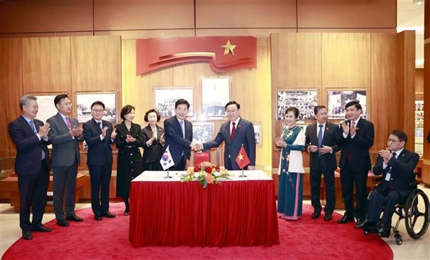 Presidente de Asamblea Nacional de Corea del Sur concluye visita oficial a Vietnam hinh anh 1