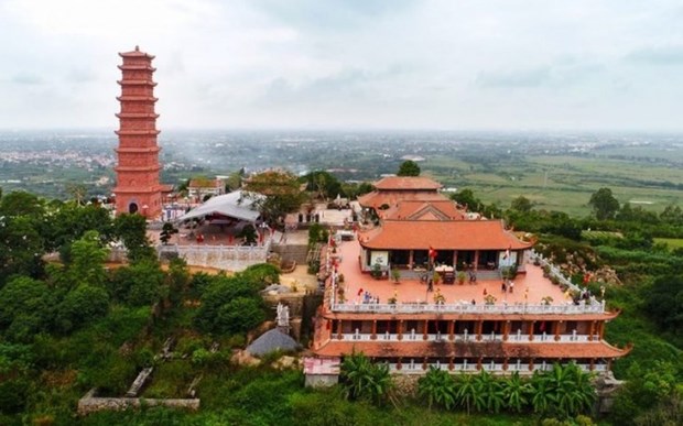 La torre de pagoda Tuong Long, un milenario vestigio historico y cultural hinh anh 1