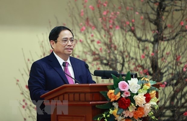 Premier vietnamita urge al sector banciario continuar promoviendo proactividad y creatividad hinh anh 1