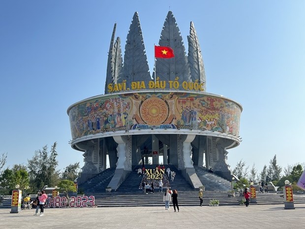 Ciudad vietnamita de Mong Cai busca atraer a mas turistas hinh anh 1