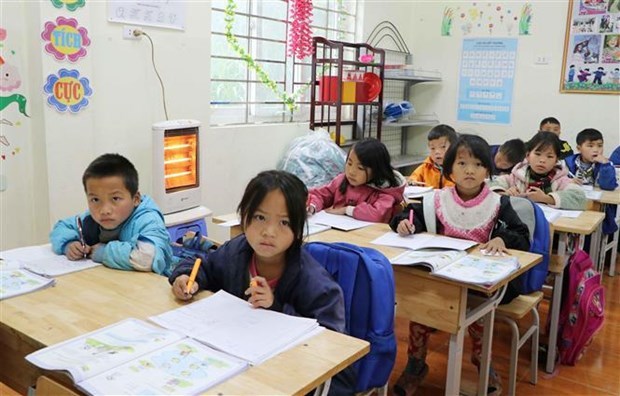 Alemania dona purificadores de agua a escuelas en zonas apartadas de Vietnam hinh anh 1