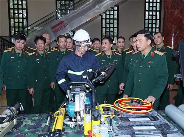 Militares vietnamitas determinados a cumplir misiones internacionales hinh anh 1