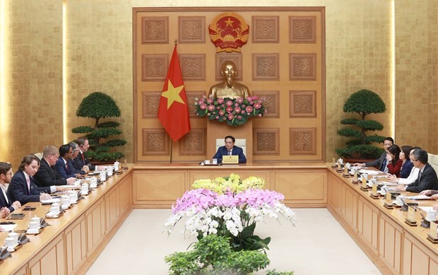 Premier vietnamita recibe a la delegacion del Consejo Empresarial UE - ASEAN hinh anh 1