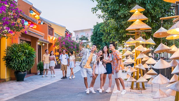 Exploran en Vietnam medidas de desarrollo de turismo juvenil hinh anh 2